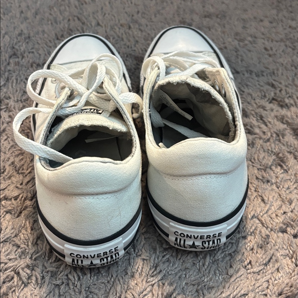 Women’s Converse Sneakers - Picture 4 of 5